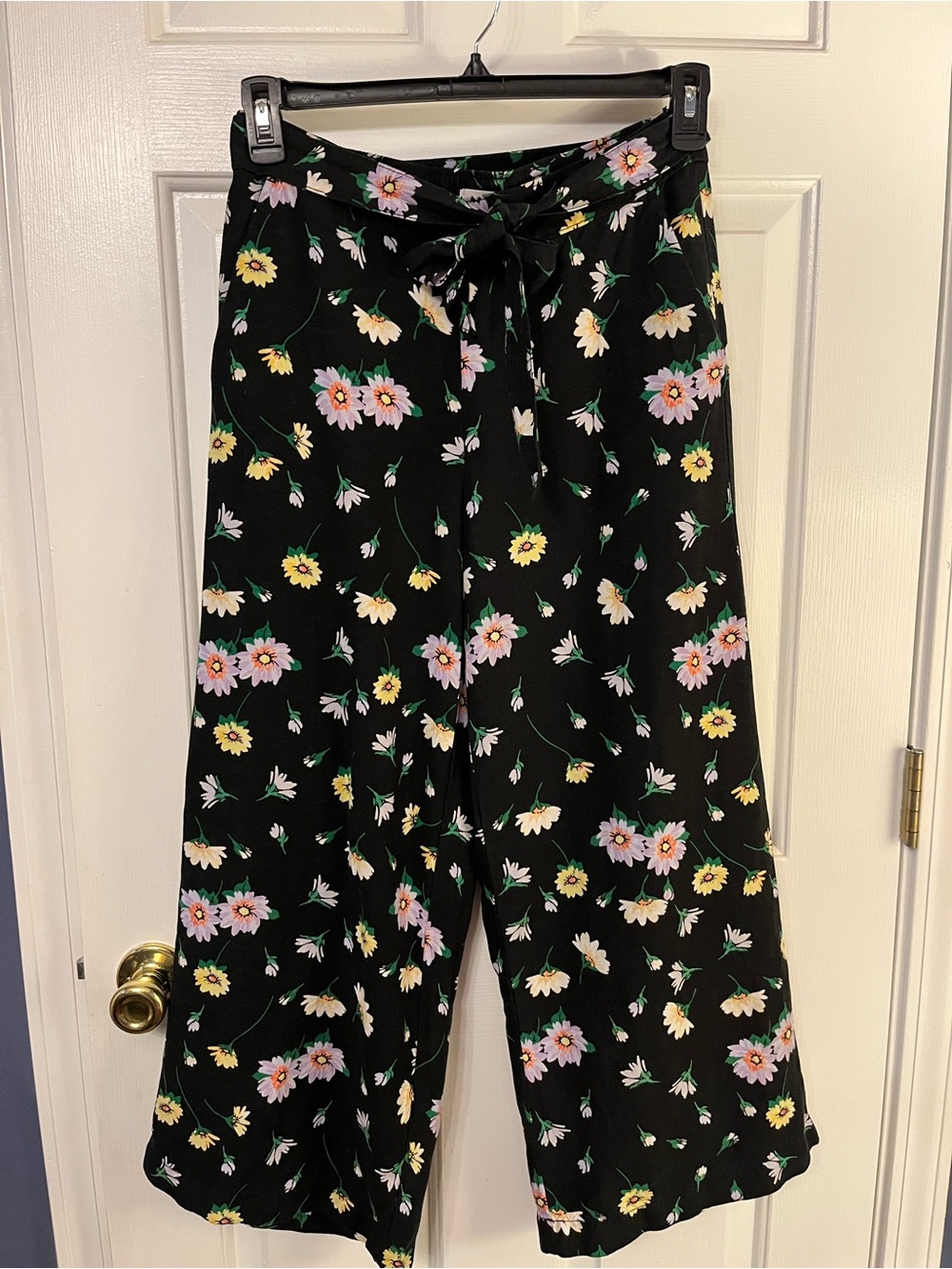 Loft Dark Floral Linen Blend Wide Leg Crop Pants Black Cottage Resort Boho S
In